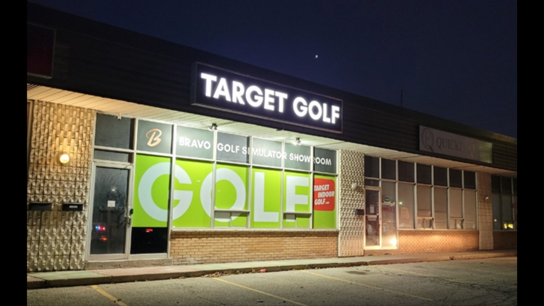 Mississauga target indoor golf driving range